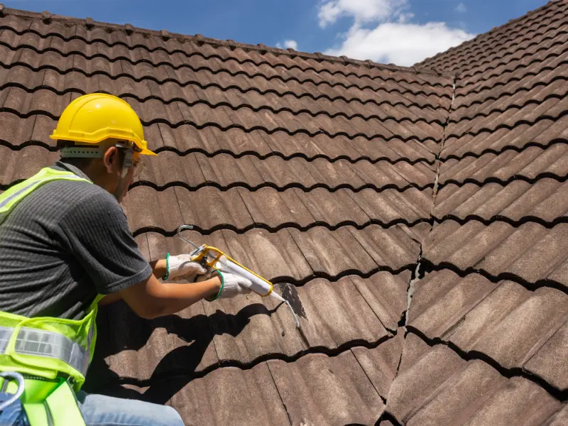 The Best Roof Sealant for Leaks: Complete Guide to Choosing the Right Product 1 How to Apply Roof Sealant