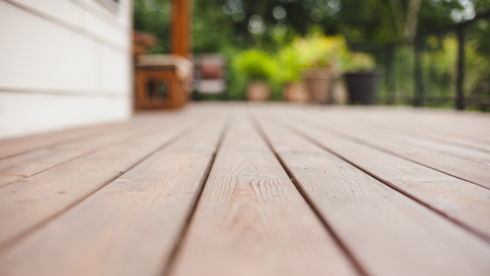 Is Your Backyard Deck Unsafe? Signs You Need Deck Repair or Replacement Before It’s Too Late 1 17 Reitzel Roofing and Exteriors