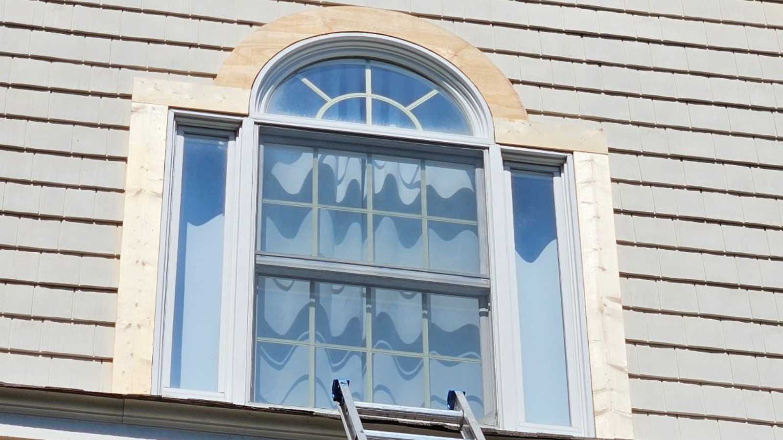 10 Costly Signs You Need New Windows Virginia Beach Homeowners Shouldn’t Ignore 2 27 Reitzel Roofing and Exteriors