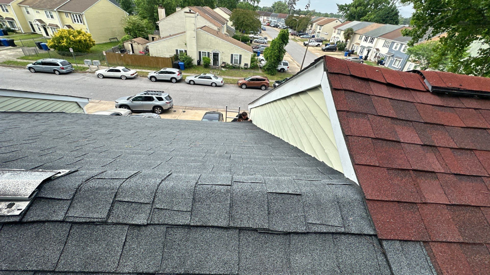 Selecting Roof Replacement Material: A Guide for Virginia Homeowners 2 How Coastal Weather Affects Roofing Decisions Reitzel Roofing and Exteriors