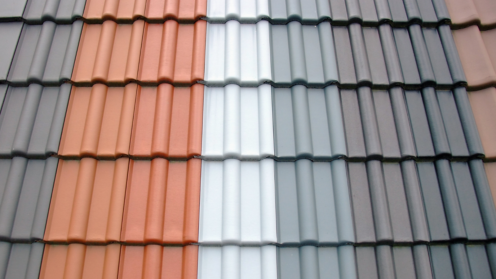 7 Powerful Ways Roof Color Boosts Energy Efficiency in Your Virginia Home 3 27 Reitzel Roofing and Exteriors