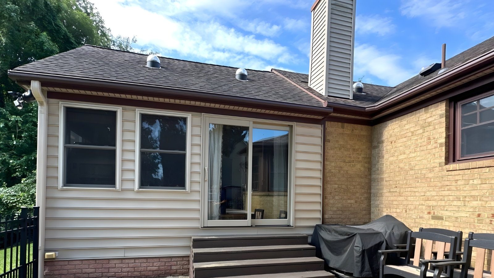 The Hidden Benefits of Energy-Efficient Windows in Virginia's Climate 2 32 Reitzel Roofing and Exteriors