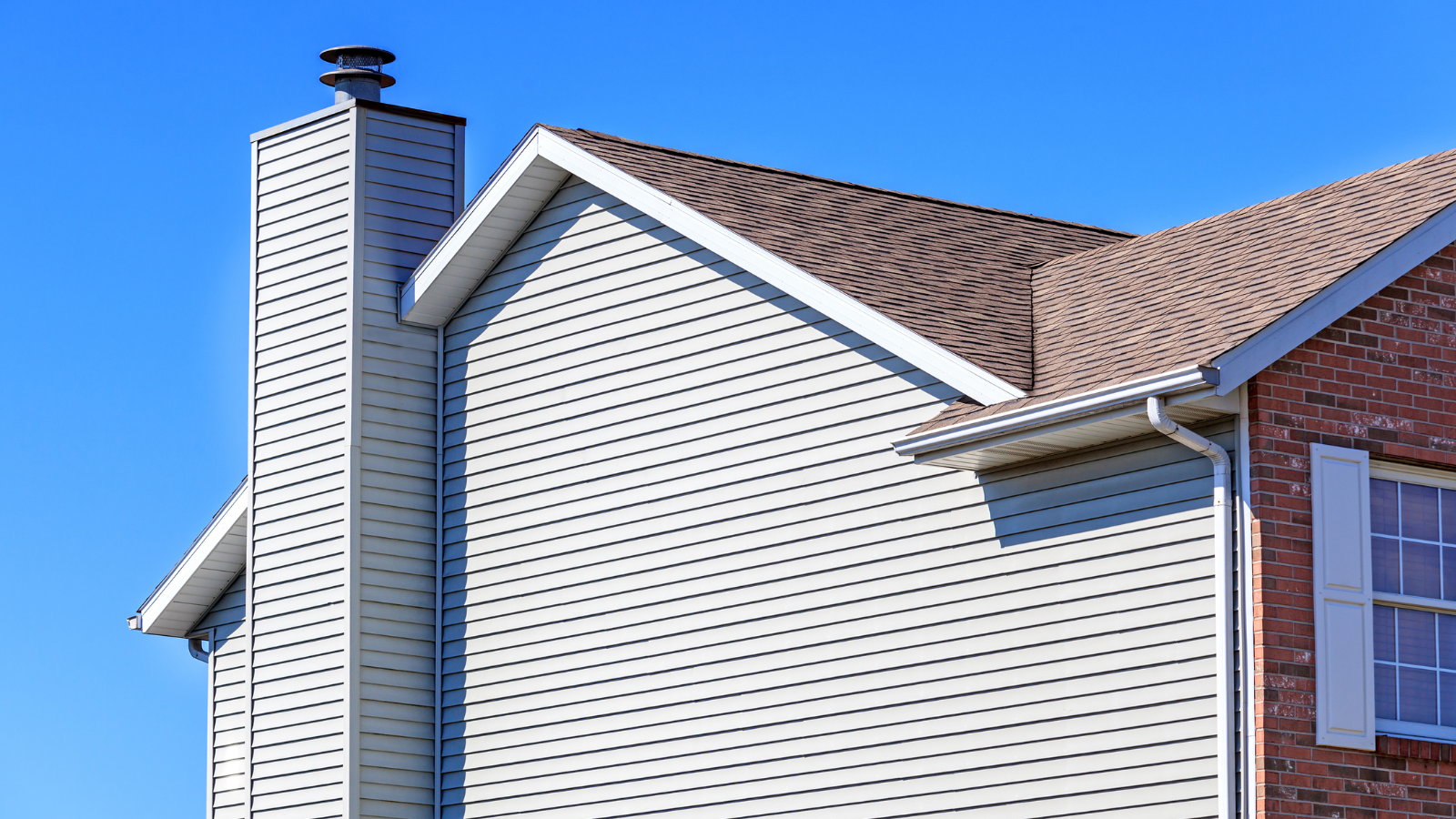 Full Siding Tear-Off vs. Overlay: What Virginia Beach Homeowners Should Choose in 2026 3 RC ROOFING BLOGS 1 Reitzel Roofing and Exteriors