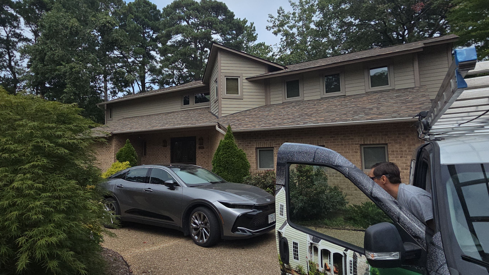 Don't Let Roof Debris Hide Small Problems: A Virginia Beach Homeowner's Guide 1 121 Reitzel Roofing and Exteriors